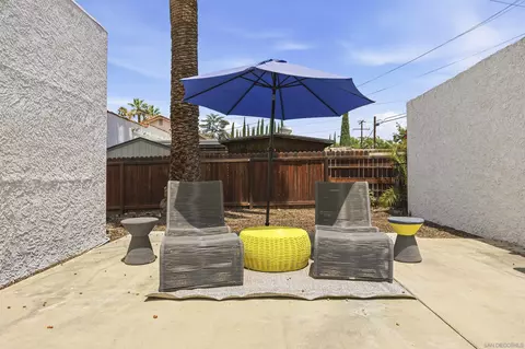 Exterior - 1011 W Cypress Ave, Redlands, CA 92373 photo 5 of 13