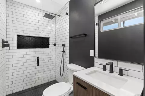 Bath - 1209 Camillo Way, El Cajon, CA 92021 photo 1 of 3