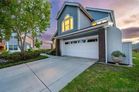 Exterior - 3603 Lorimer Ln, Encinitas, CA 92024 photo 6 of 24