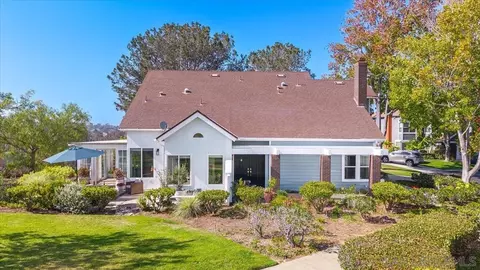 Exterior - 3603 Lorimer Ln, Encinitas, CA 92024 photo 4 of 24