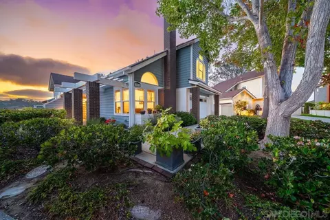 Exterior - 3603 Lorimer Ln, Encinitas, CA 92024 photo 7 of 24