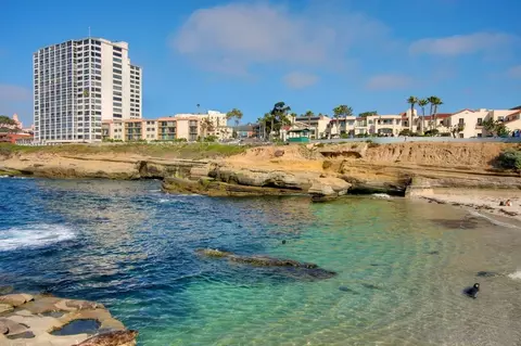 View/Area - 939 Coast #11 B, La Jolla, CA 92037 photo 4 of 7