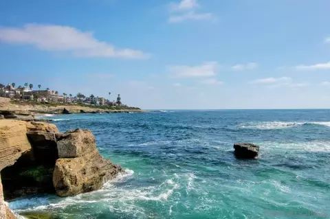 View/Area - 939 Coast #11 B, La Jolla, CA 92037 photo 6 of 7