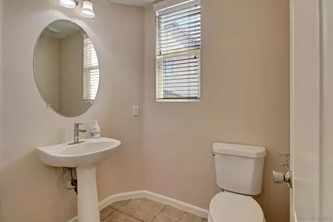 Bath - 3856 Salt River Ln, Perris, CA 92571 photo 1 of 3