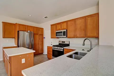 Kitchen - 3856 Salt River Ln, Perris, CA 92571 photo 5 of 5