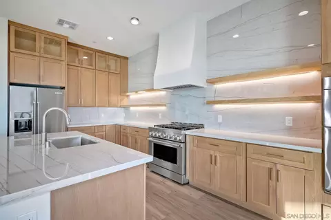 Kitchen - 11631 Via Trevi, Lakeside, CA 92040 photo 8 of 9