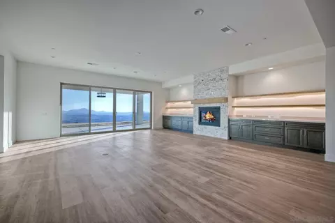 Living - 11631 Via Trevi, Lakeside, CA 92040 photo 7 of 10