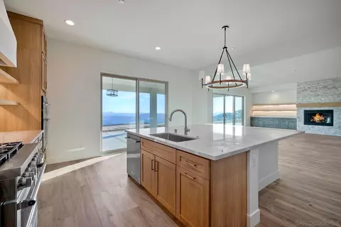 Kitchen - 11631 Via Trevi, Lakeside, CA 92040 photo 9 of 9