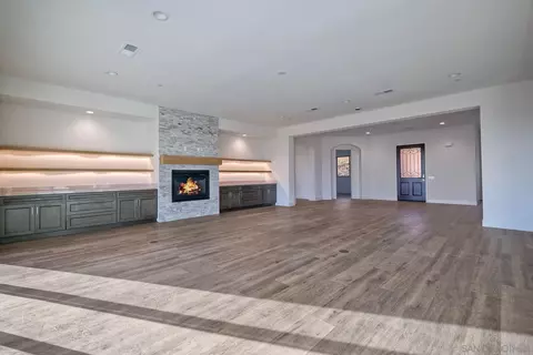 Living - 11631 Via Trevi, Lakeside, CA 92040 photo 10 of 10