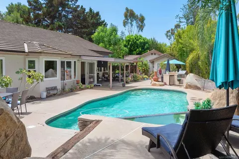 Exterior - 13126 Silver Saddle Ln, Poway, CA 92064 photo 7 of 18