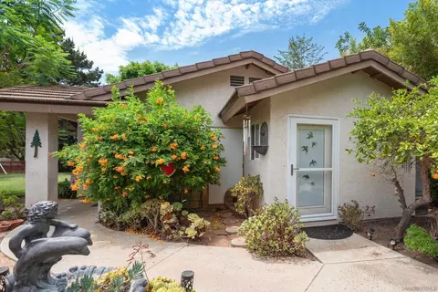 Exterior - 13126 Silver Saddle Ln, Poway, CA 92064 photo 12 of 18