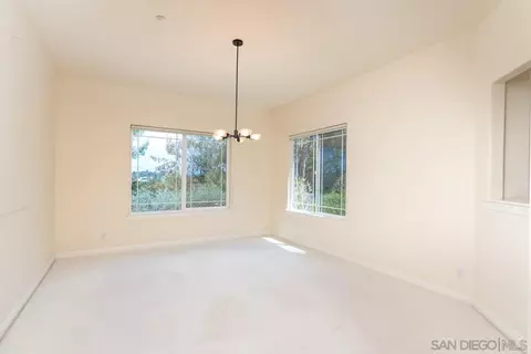 Dining - 613 Carnation Ln, Fallbrook, CA 92028 photo 2 of 2