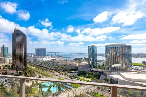 550 Front St #1808, San Diego, CA 92101