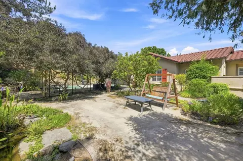 Exterior - 3501 Lone Hill Ln, Encinitas, CA 92024 photo 7 of 24