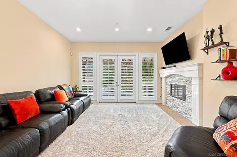 Living - 3501 Lone Hill Ln, Encinitas, CA 92024 photo 5 of 6