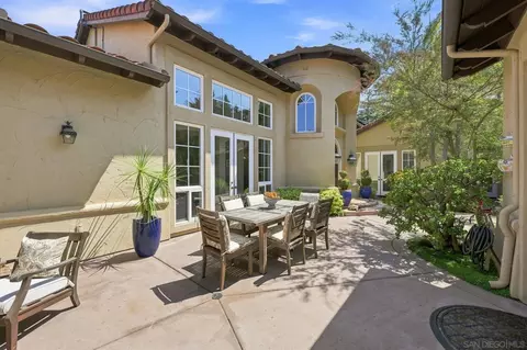 Exterior - 3501 Lone Hill Ln, Encinitas, CA 92024 photo 11 of 24