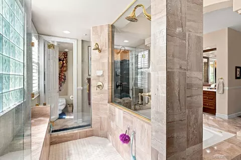 Bath - 3501 Lone Hill Ln, Encinitas, CA 92024 photo 8 of 8