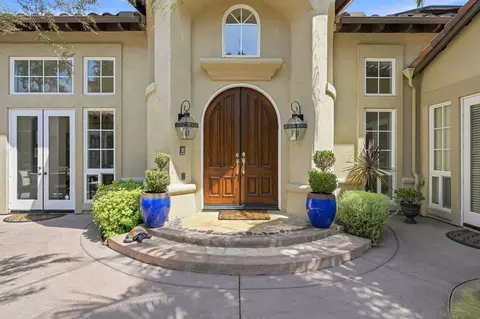 Entry Way - 3501 Lone Hill Ln, Encinitas, CA 92024 photo 1 of 3
