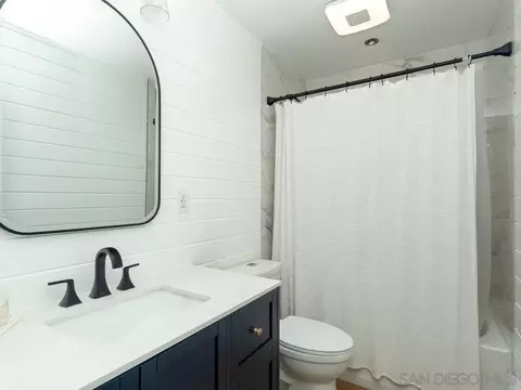 Bath - 1249 8th, Imperial Beach, CA 91932 photo 3 of 5