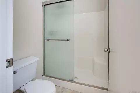 Bath - 5117 Greenbrook, Oceanside, CA 92057 photo 3 of 3