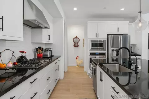 Kitchen - 32357 Salvia, Temecula, CA 92591 photo 4 of 6