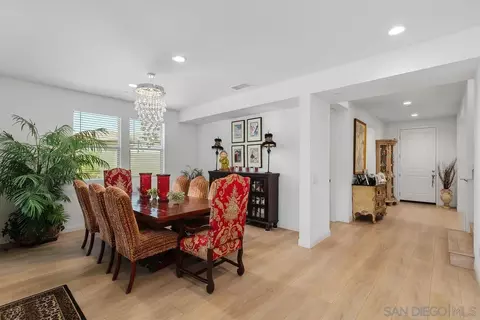 Dining - 32357 Salvia, Temecula, CA 92591 photo 1 of 1