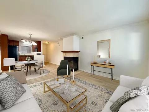 1756 Essex St #305, San Diego, CA 92103