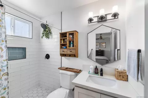Bath - 10056 Woodpark, Santee, CA 92071 photo 2 of 4