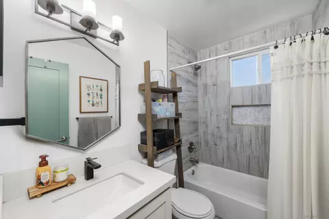 Bath - 10056 Woodpark, Santee, CA 92071 photo 3 of 4