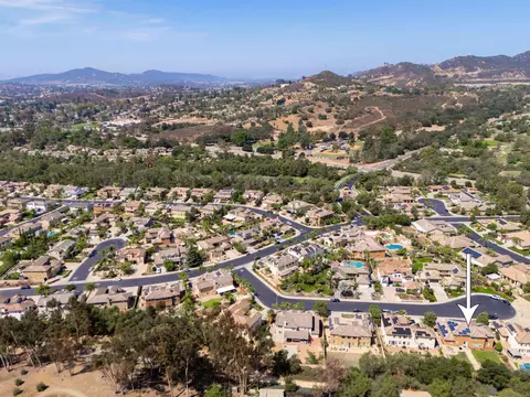 View/Area - 563 Crystal Downs Gln, Escondido, CA 92026 photo 7 of 7