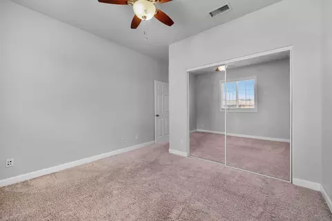 Bedroom - 563 Crystal Downs Gln, Escondido, CA 92026 photo 4 of 5