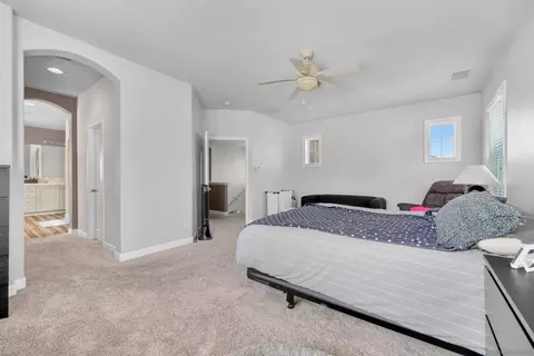 Bedroom - 563 Crystal Downs Gln, Escondido, CA 92026 photo 2 of 5