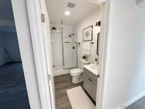 Bath - 1272 N Mollison Ave, El Cajon, CA 92021 photo 2 of 2