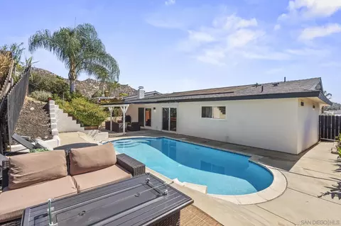Exterior - 10252 Santana St, Santee, CA 92071 photo 2 of 3
