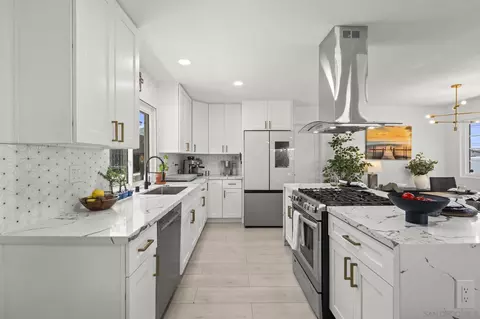 Kitchen - 10252 Santana St, Santee, CA 92071 photo 2 of 2
