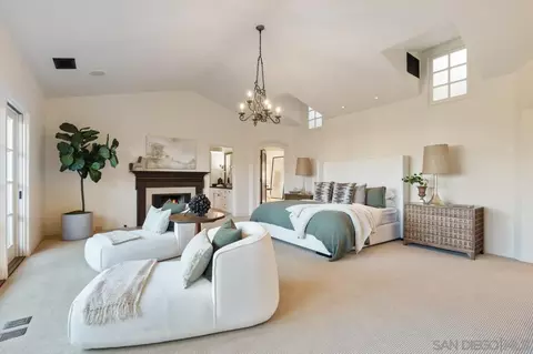 Bedroom - 1205 Muirlands Dr, La Jolla, CA 92037 photo 2 of 5