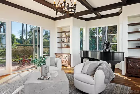 Living - 1205 Muirlands Dr, La Jolla, CA 92037 photo 2 of 7
