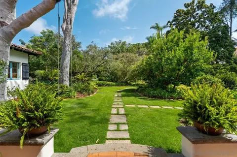 Exterior - 1205 Muirlands Dr, La Jolla, CA 92037 photo 17 of 23