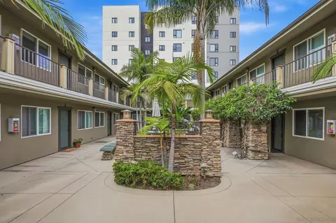 Exterior - 3932 9th Ave #5, San Diego, CA 92103 photo 3 of 14