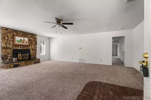 Living - 2906 Lakeview Dr, Julian, CA 92036 photo 2 of 9