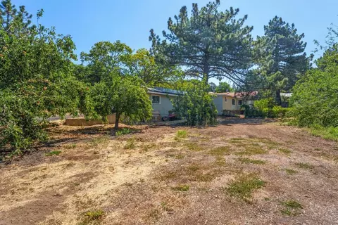 Exterior - 2906 Lakeview Dr, Julian, CA 92036 photo 9 of 15