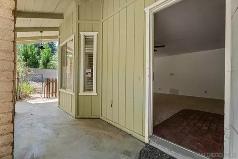 Exterior - 2906 Lakeview Dr, Julian, CA 92036 photo 4 of 15