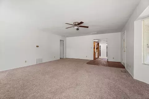 Living - 2906 Lakeview Dr, Julian, CA 92036 photo 5 of 9