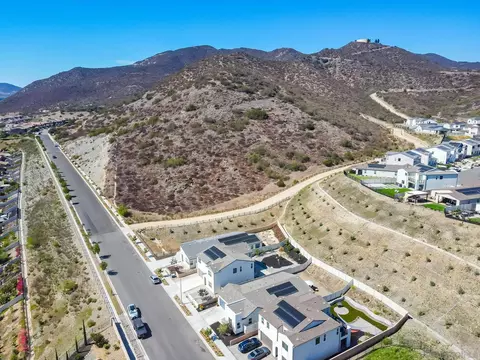 View/Area - 35617 Blue Bretton Dr, Fallbrook, CA 92028 photo 3 of 5