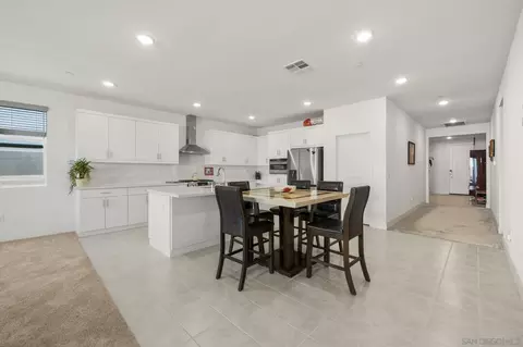 Entry Way - 35617 Blue Bretton Dr, Fallbrook, CA 92028 photo 4 of 4