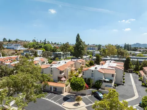 View/Area - 5715 Baltimore #34, La Mesa, CA 91942 photo 3 of 20