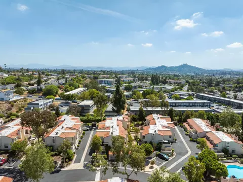 View/Area - 5715 Baltimore #34, La Mesa, CA 91942 photo 4 of 20