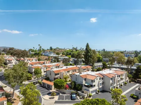 View/Area - 5715 Baltimore #34, La Mesa, CA 91942 photo 2 of 20