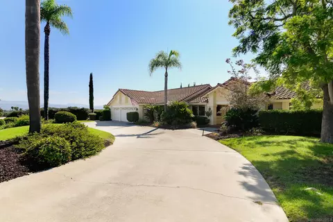 Exterior - 2232 Eucalyptus, Escondido, CA 92029 photo 9 of 13