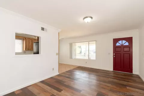 Living - 923 La Presa, Spring Valley, CA 91977 photo 1 of 4